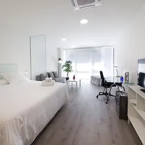 https://pension-t5-donostia-suites.sansebastianhotels.net