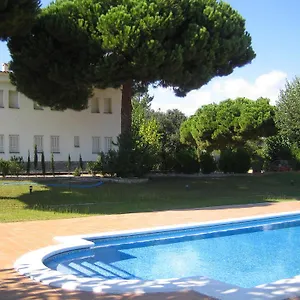 https://hostal-los-pinares.catalonia-hotels.com